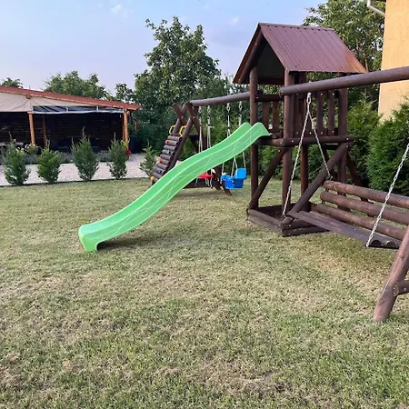 Appartamento Eperke Vendégház- Vajdácska